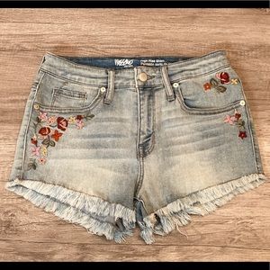 Denim flower high rise shorts
